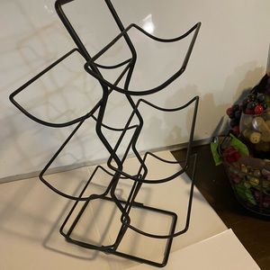 Wire wine rack